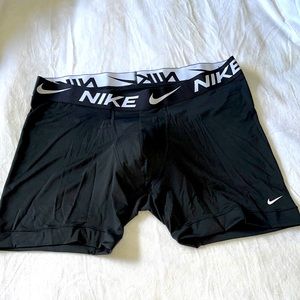 NIKE ATHLETIC MICROFIBER BOXER BRIEF - men’s size XL -NWOT